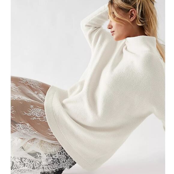 Free People NWOT Ottoman Slouchy Ecru Ivory Tunic Ribbed Mock Neck Sweater XS